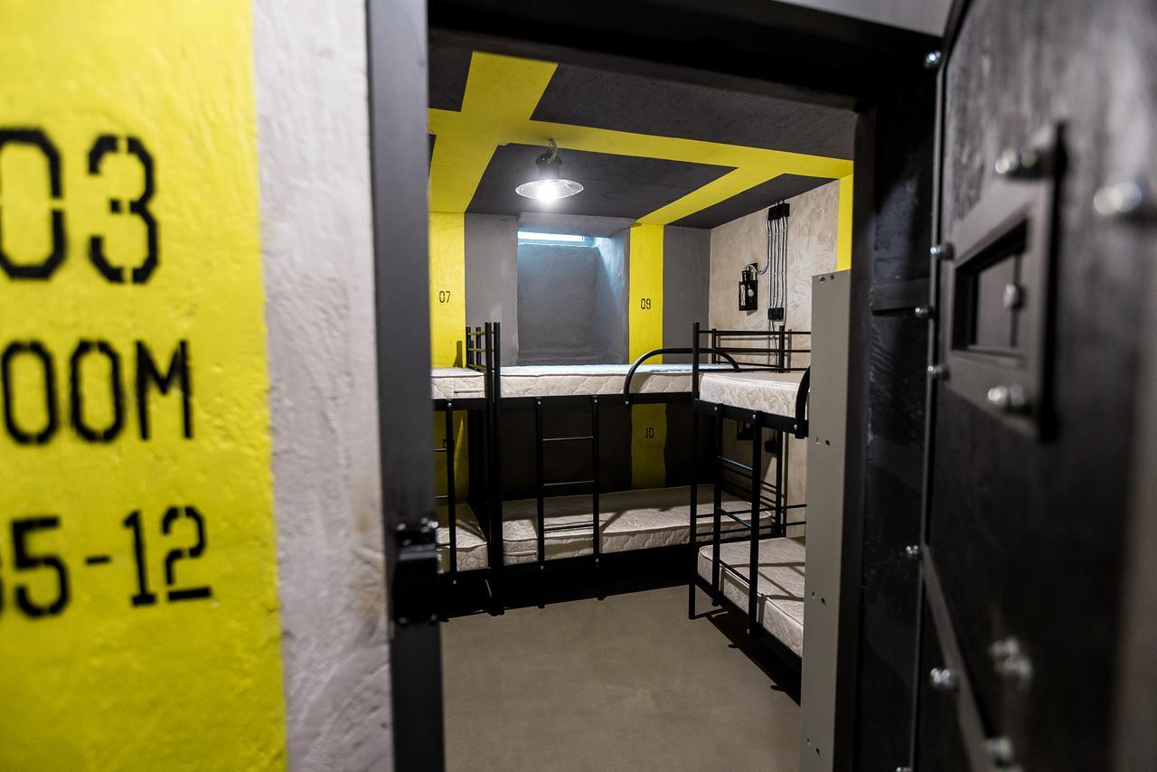 Lviv Loft Prison Hostel Exterior photo