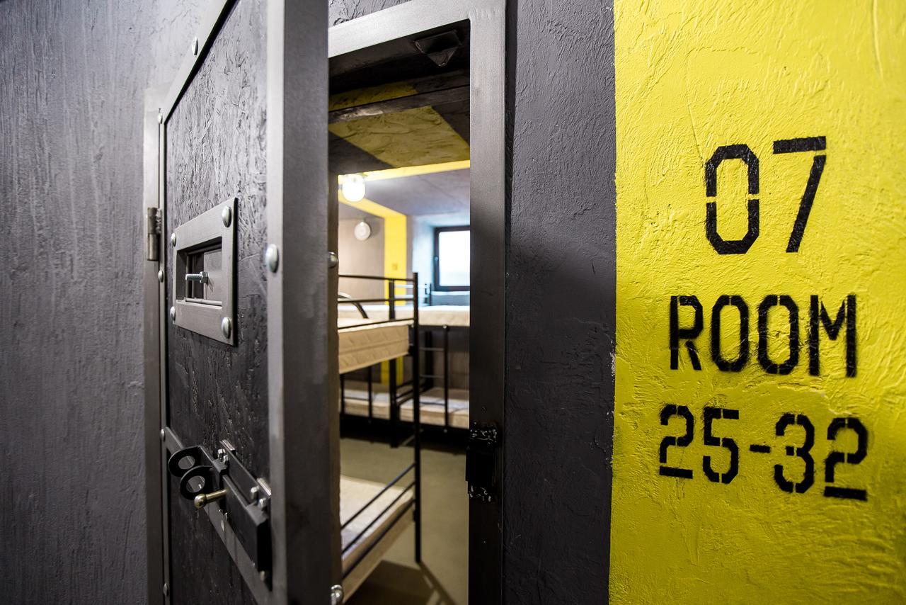 Lviv Loft Prison Hostel Exterior photo