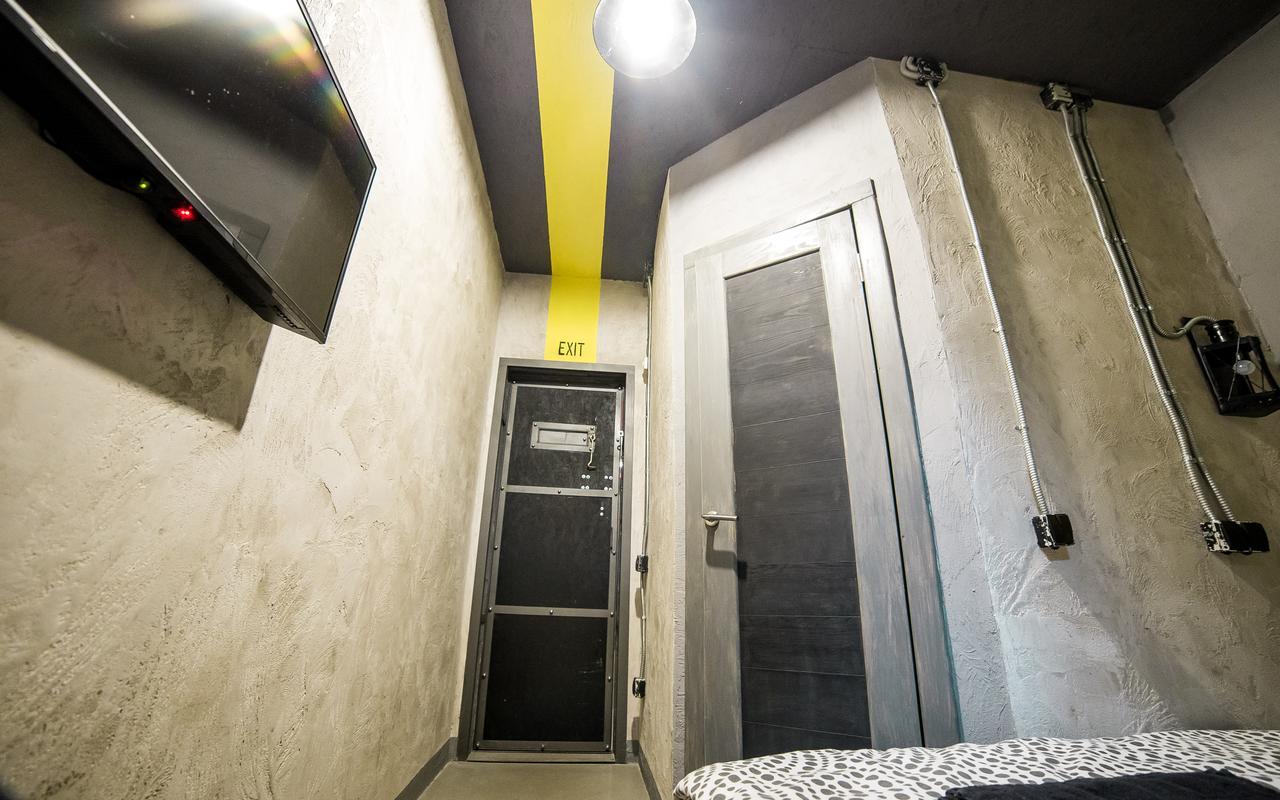 Lviv Loft Prison Hostel Exterior photo