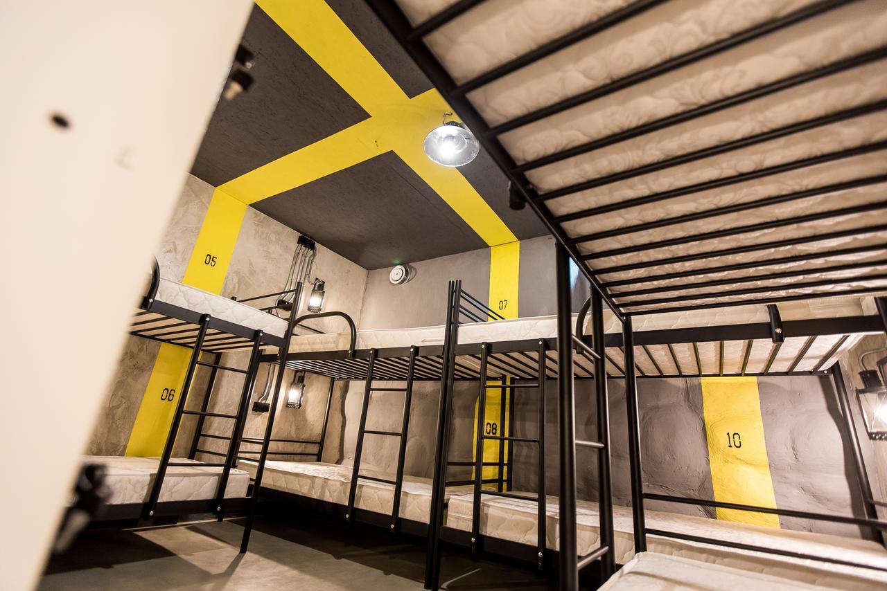 Lviv Loft Prison Hostel Exterior photo
