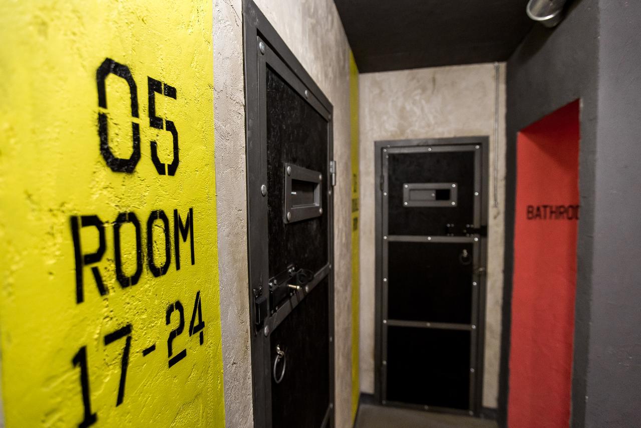 Lviv Loft Prison Hostel Exterior photo
