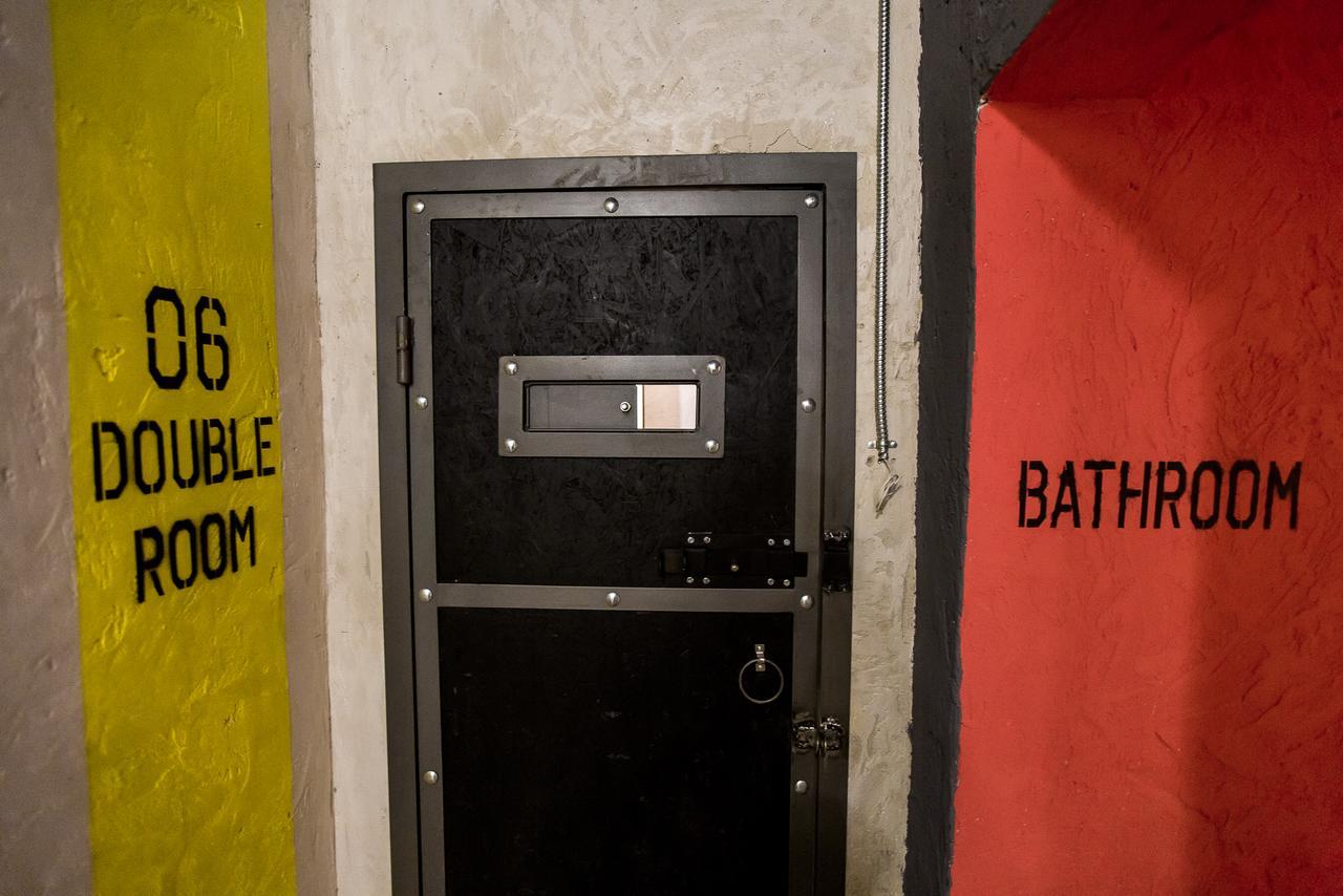 Lviv Loft Prison Hostel Exterior photo